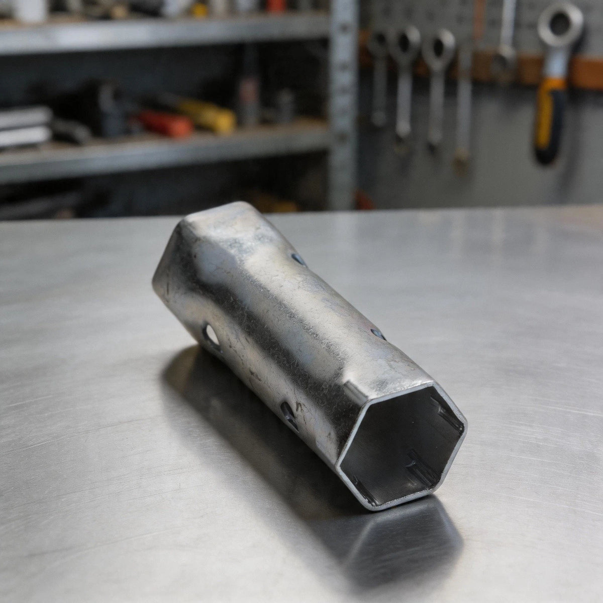 Double End Hexagonal Spark Socket Set for Automotive (16mm & 18mm)