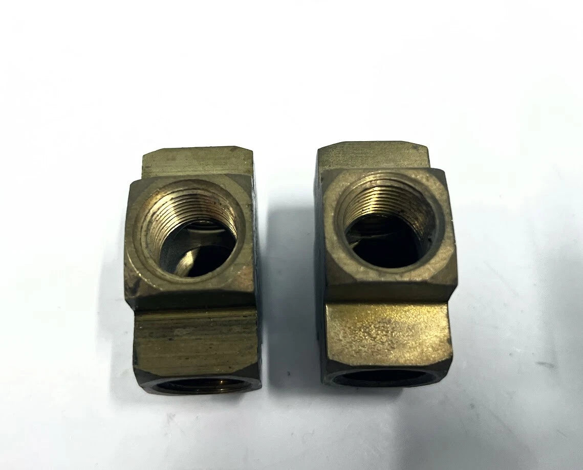 2X Brass Cross FNPT 1/2 in for Zoro