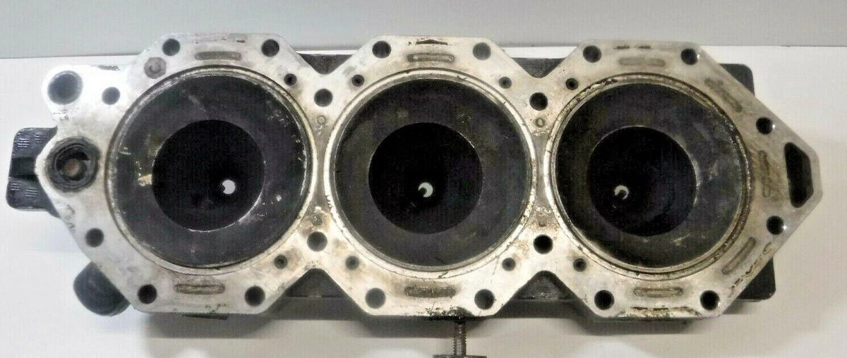 Evinrude Cylinder Head 5007480 for 75-90hp 2-Stroke (2008–Present)