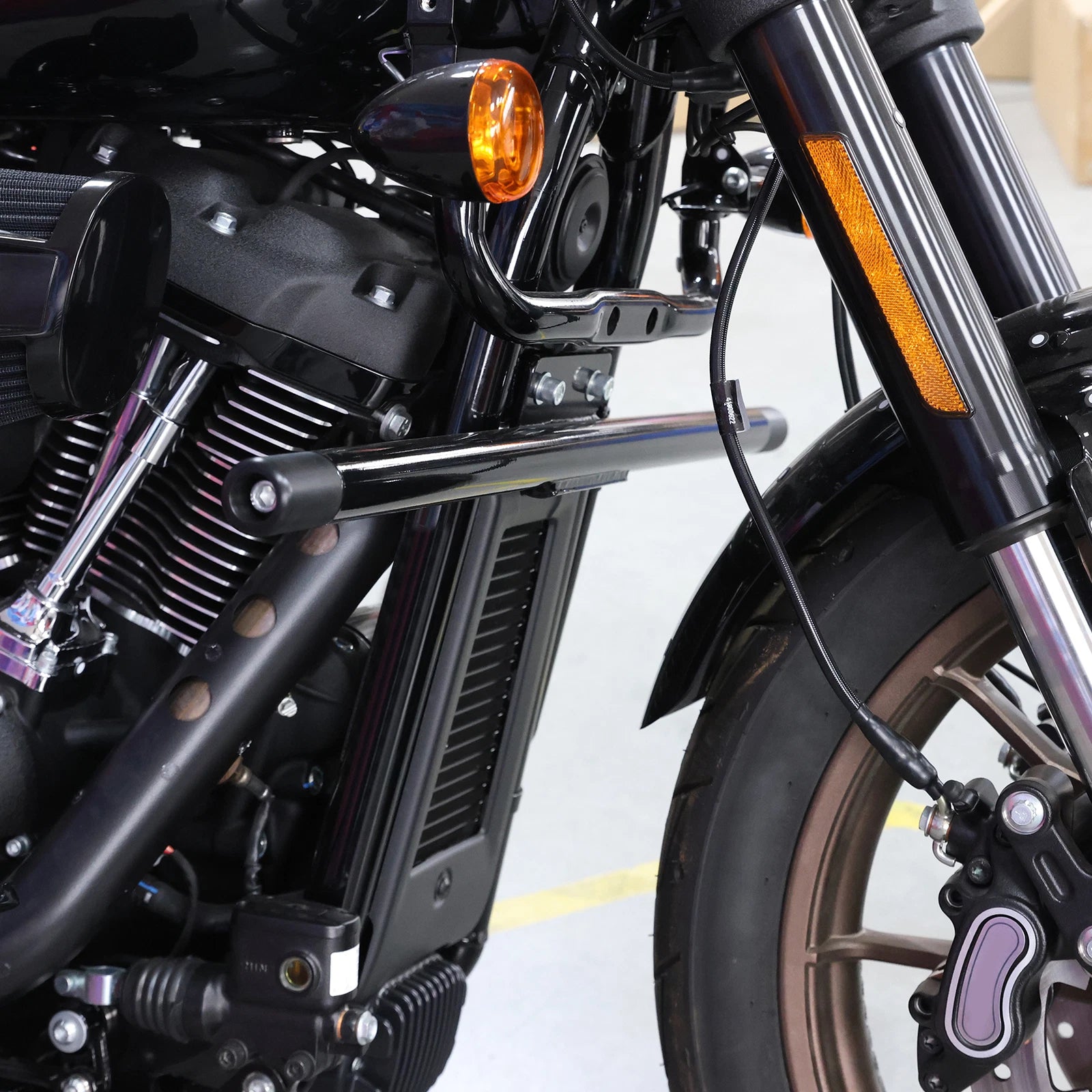 Front Engine Guard Crash Bar for Harley Low Rider FXLRS FXLRST (2022–2023)