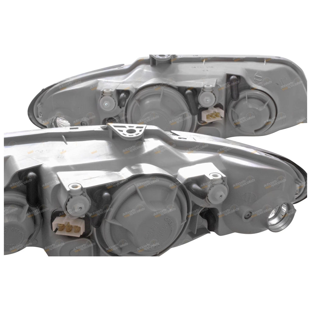 Black Headlights Pair Set LH+RH for Holden Commodore VX VU (2000–2002)