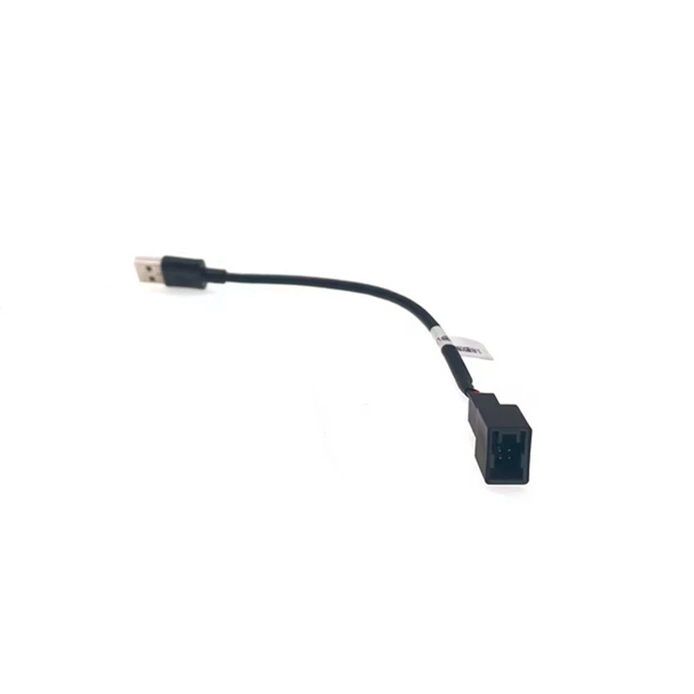 4 Pin to USB Connector Adapter for Mitsubishi Pajero ASX (2010–2023)