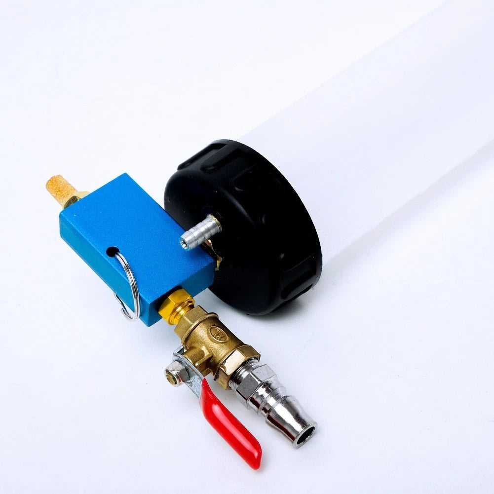 300cc Brake Oil Bleeding Tool with Pneumatic Drive for Smooth Fluid Exchange