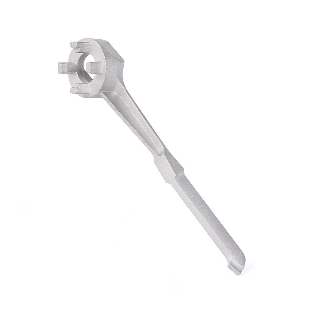 Dual-End Wrench Tool for Automotive Use