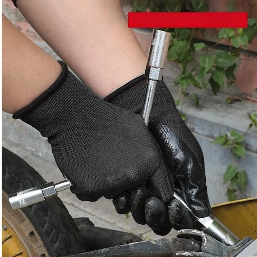 Waterproof Nitrile Coated Work Gloves for Oil Resistant Tasks