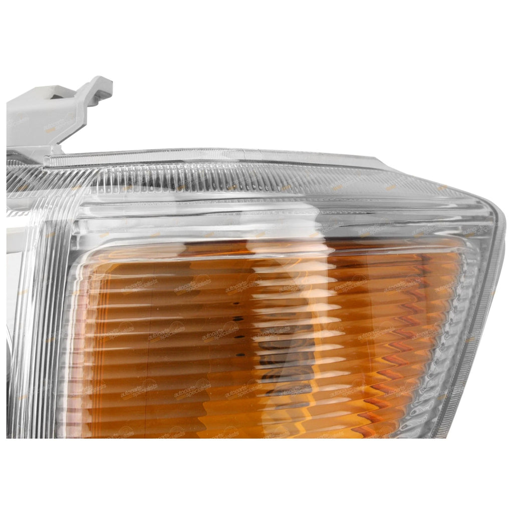 Left Headlight for Landcruiser 76 78 79 Series (2007–Present)