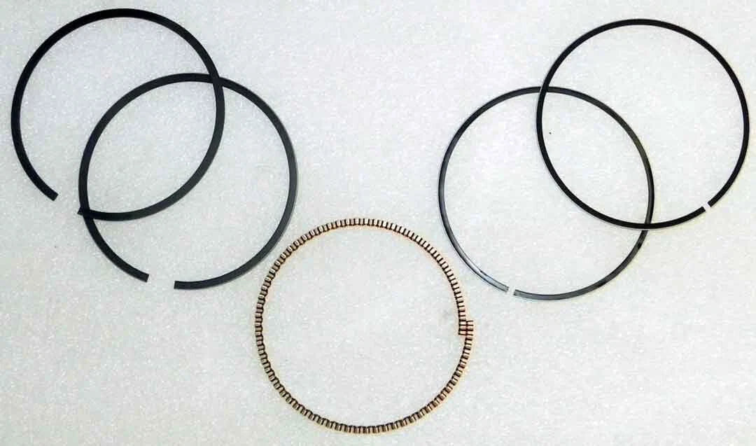 WSM Piston Rings for Yamaha 250 (1992–2009) - 51-535