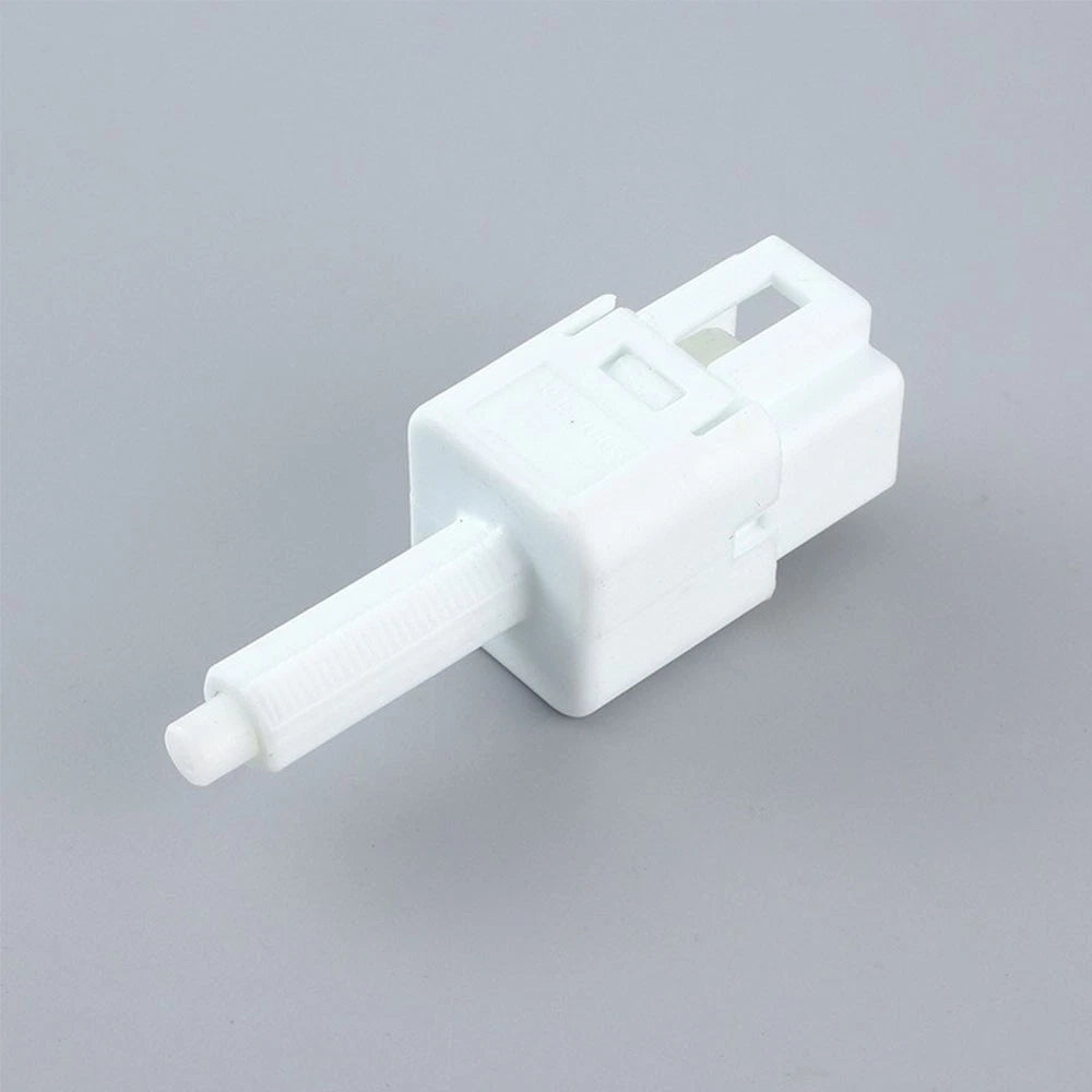 Brake Light Switch 25320-3JA0A for Nissan (2013–2019)