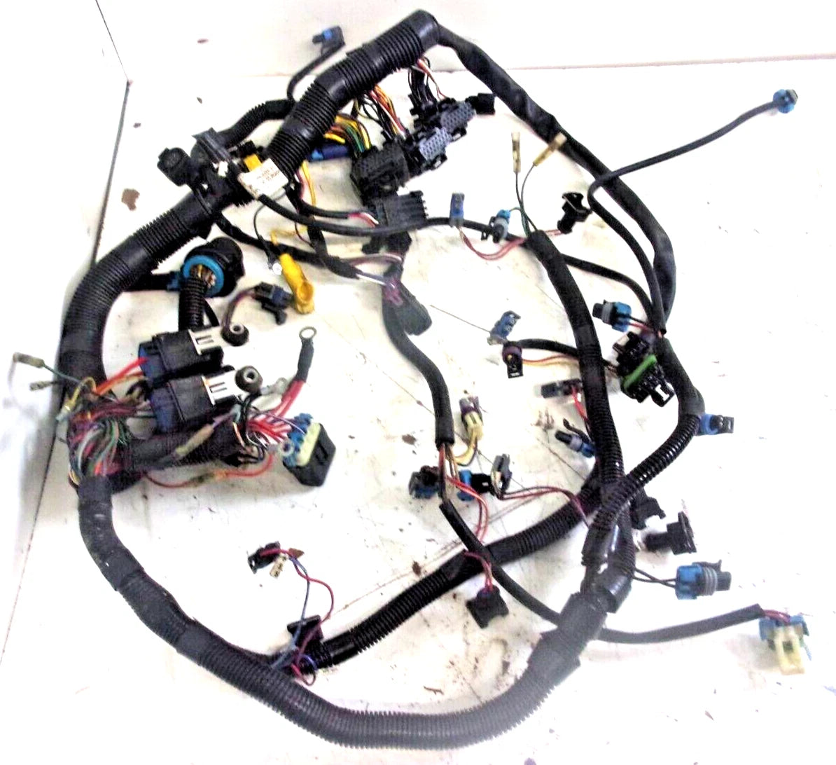 Engine Wiring Harness for Mercury DTS 3.0L (892974T01)