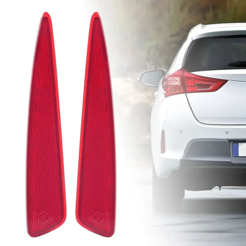 Rear Bumper Reflector Kit for Toyota Auris Hatchback (2012–2015) Red