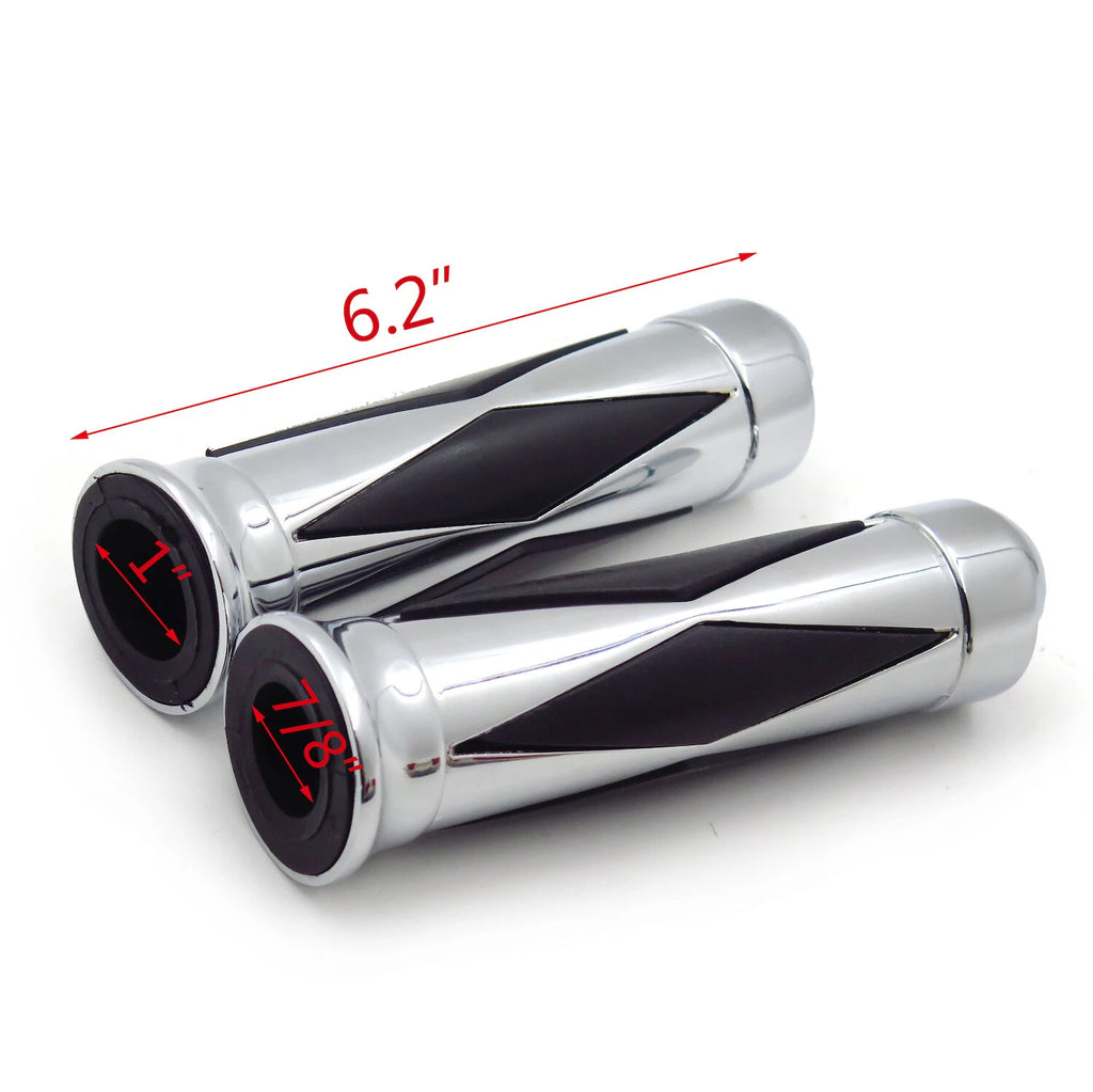 7/8" Handlebar Grips for Harley Softail (2000–2023) - Chrome