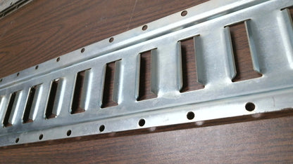 4 Pack Horizontal E Track Tie-down Rail Kit for Universal Applications (Used)