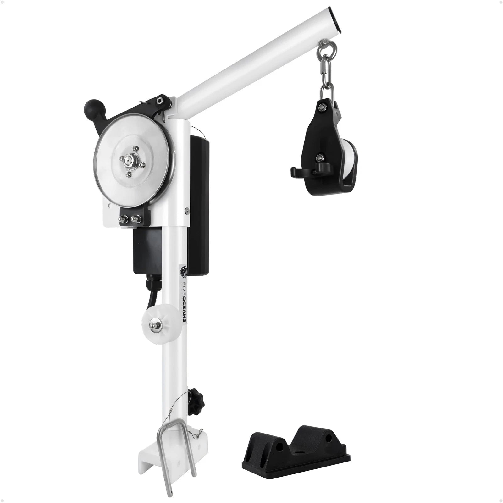 Line Hauler Pot Puller for 12V Systems (900W, 190 lb Capacity)