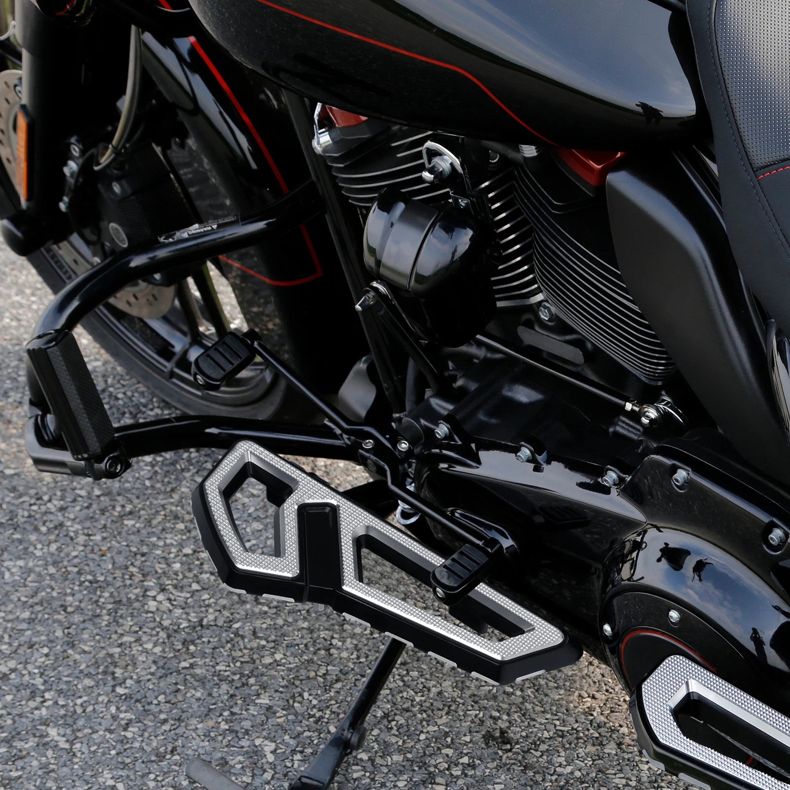 Driver & Passenger Floorboards for Harley Road Glide (1993–2025)