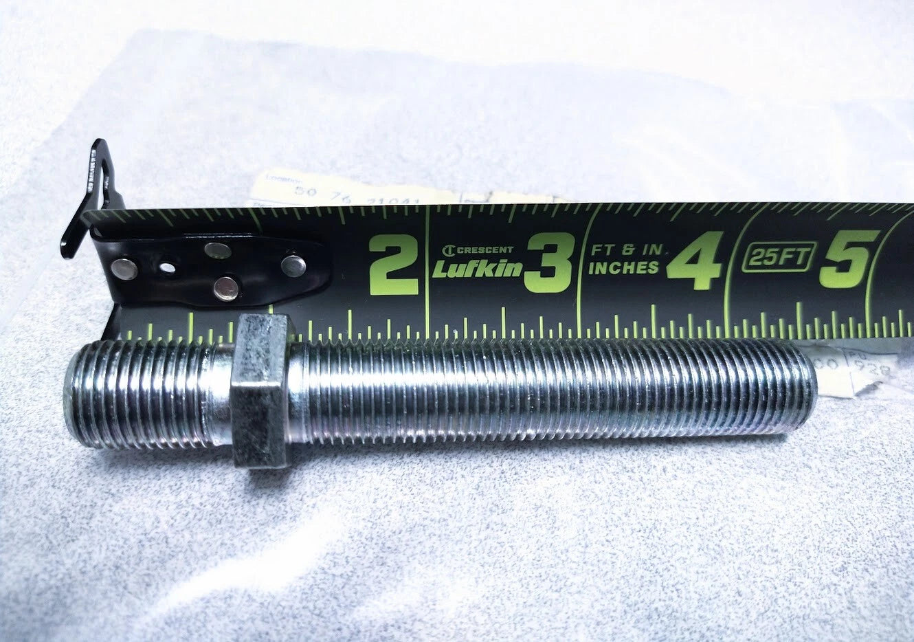 Adjusting Screw for Volvo Penta 846768 (OEM)