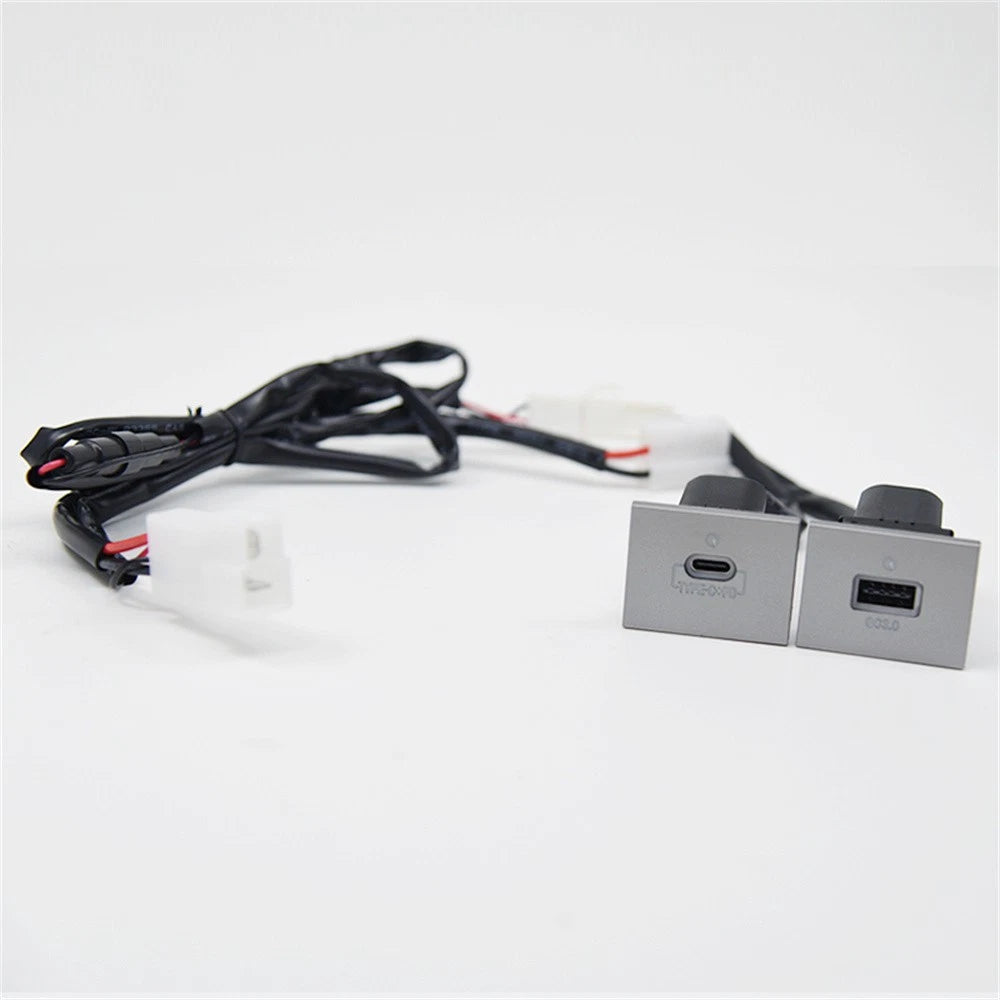 Dual Port USB-A QC3.0 & USB-C PD Fast Charger Socket for Ford Focus (2005–2009)