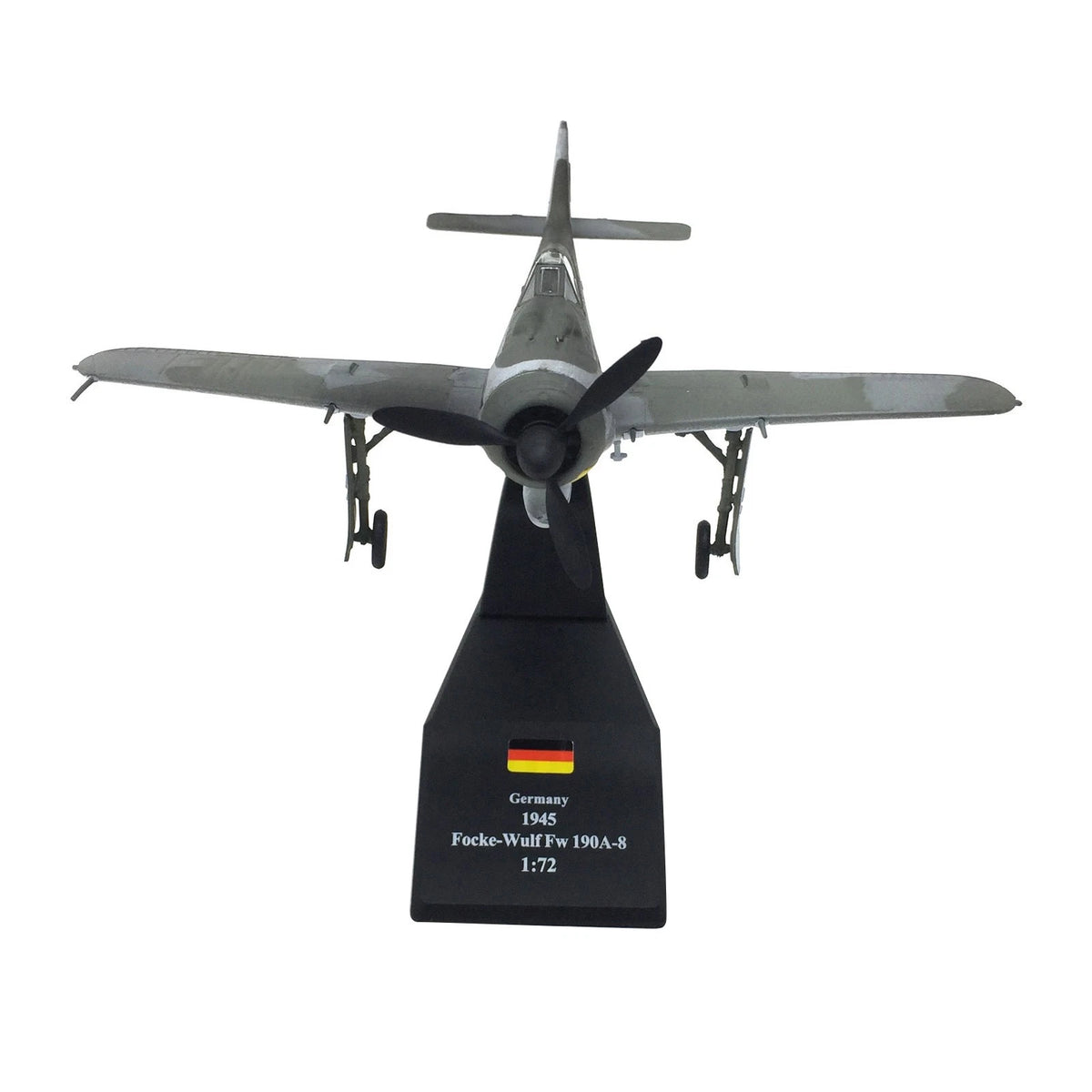 1/72 Scale Focke-Wulf Fw 190A-8 Model Aircraft (1941–1945)