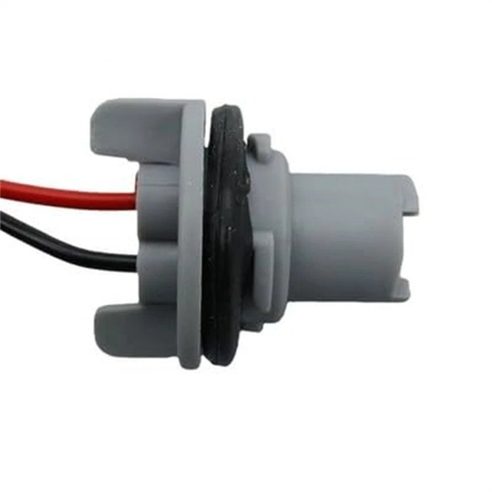 Rear Taillight Socket Harness Bulb Connector for Nissan (2002–2006) 26551-9HS0A