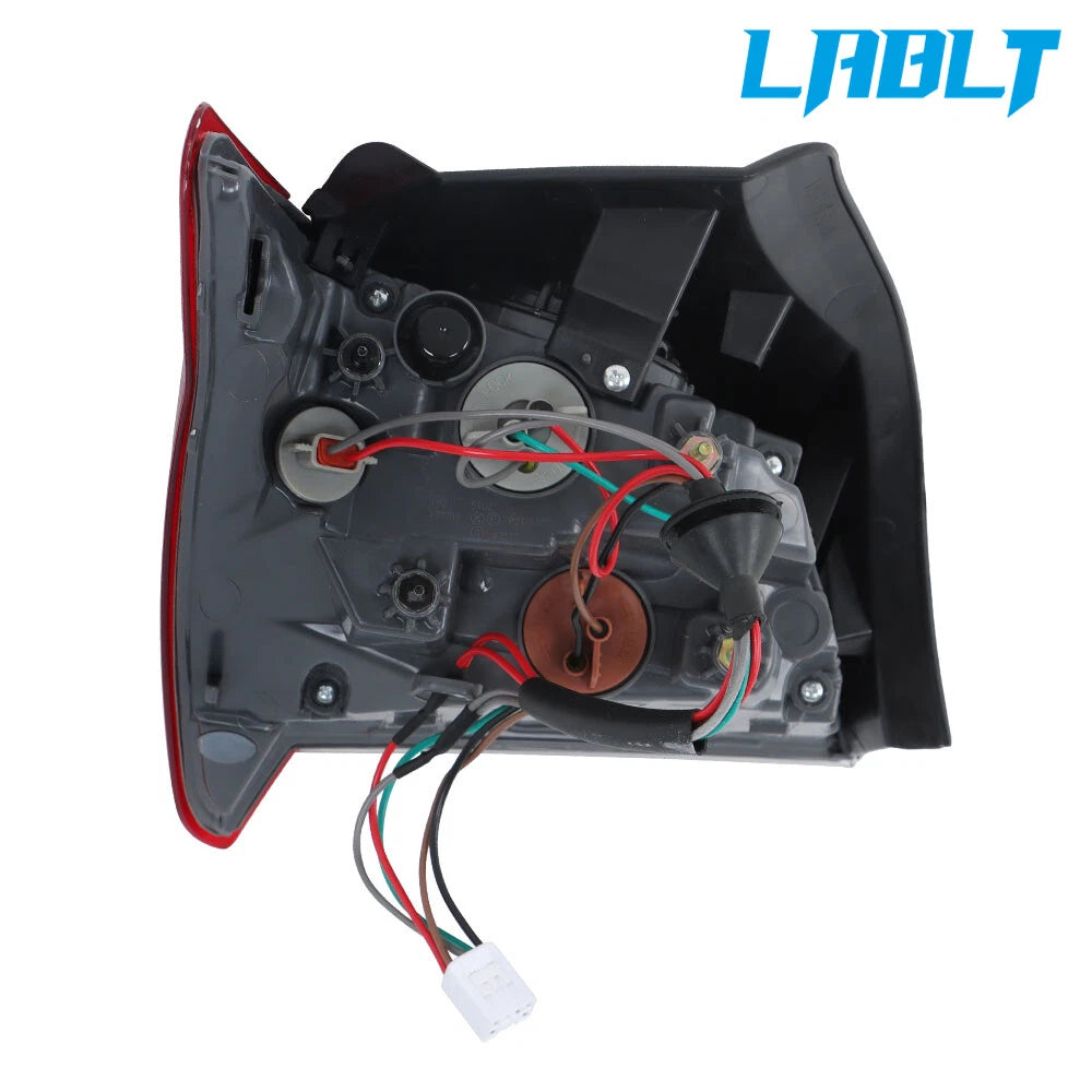 Passenger Side Outer Tail Light Lamp Halogen for Hyundai Elantra (2021–2023)