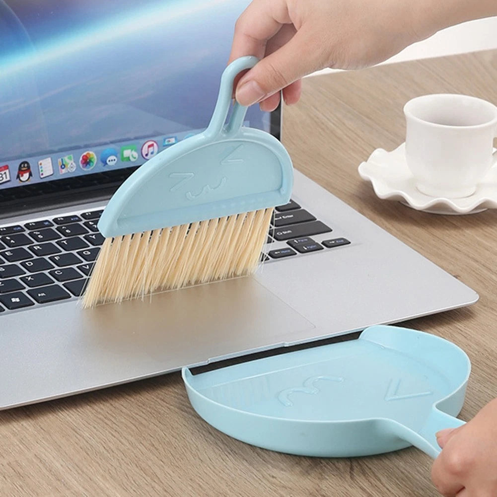 Set of 1 Dustpan Tools Multifunction Nylon Wool Brush for Computer Cleaning