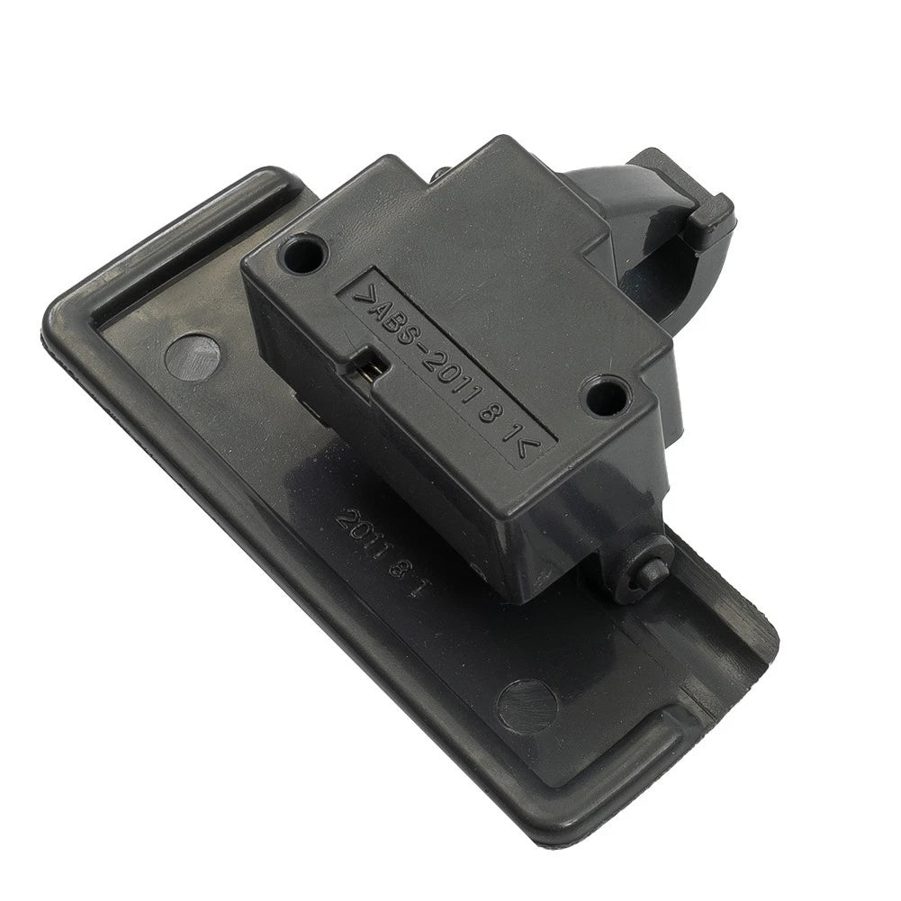 Glove Box Lid Handle for Suzuki (2006–2012)