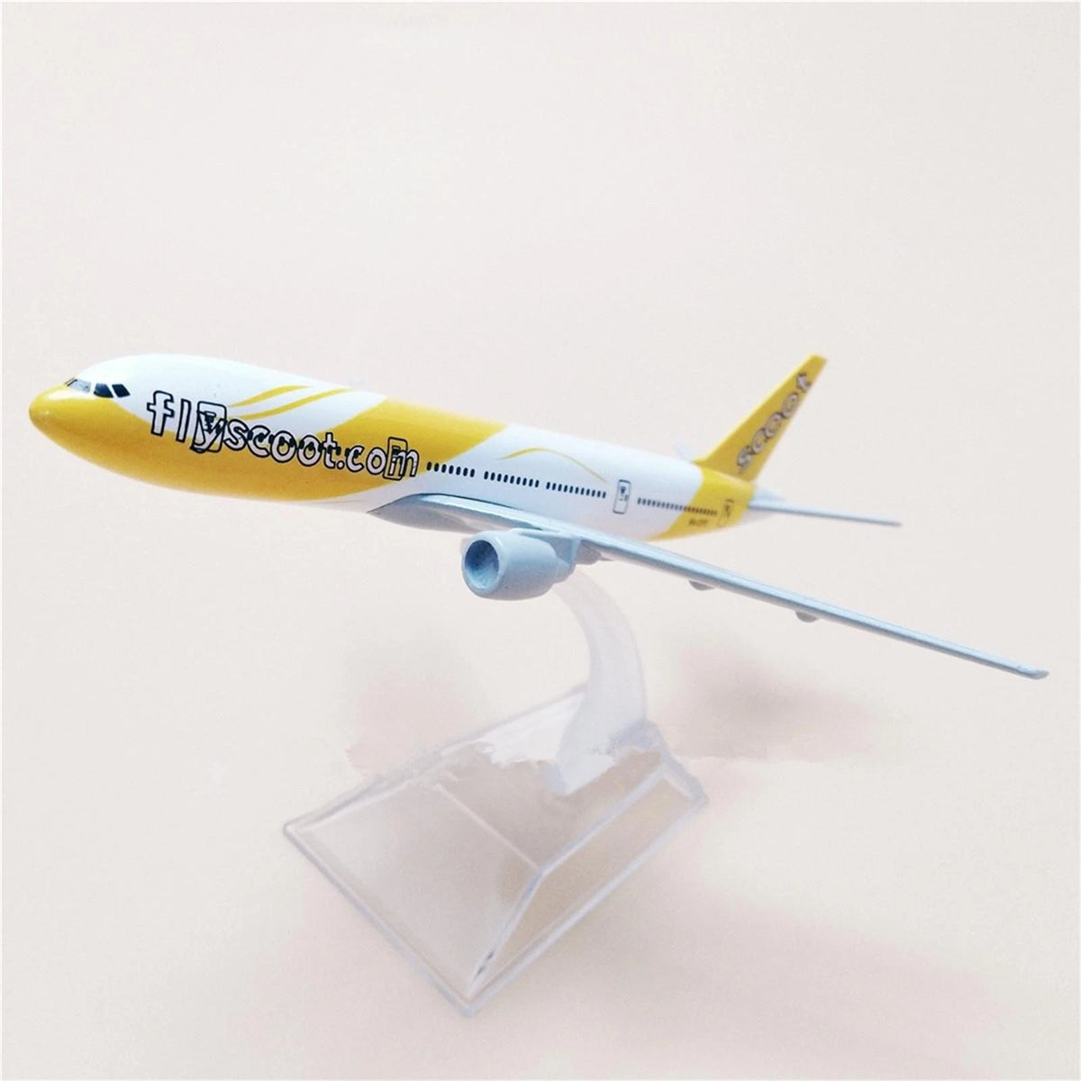 1/400 Alloy Aircraft Model for Singapore Airlines B777