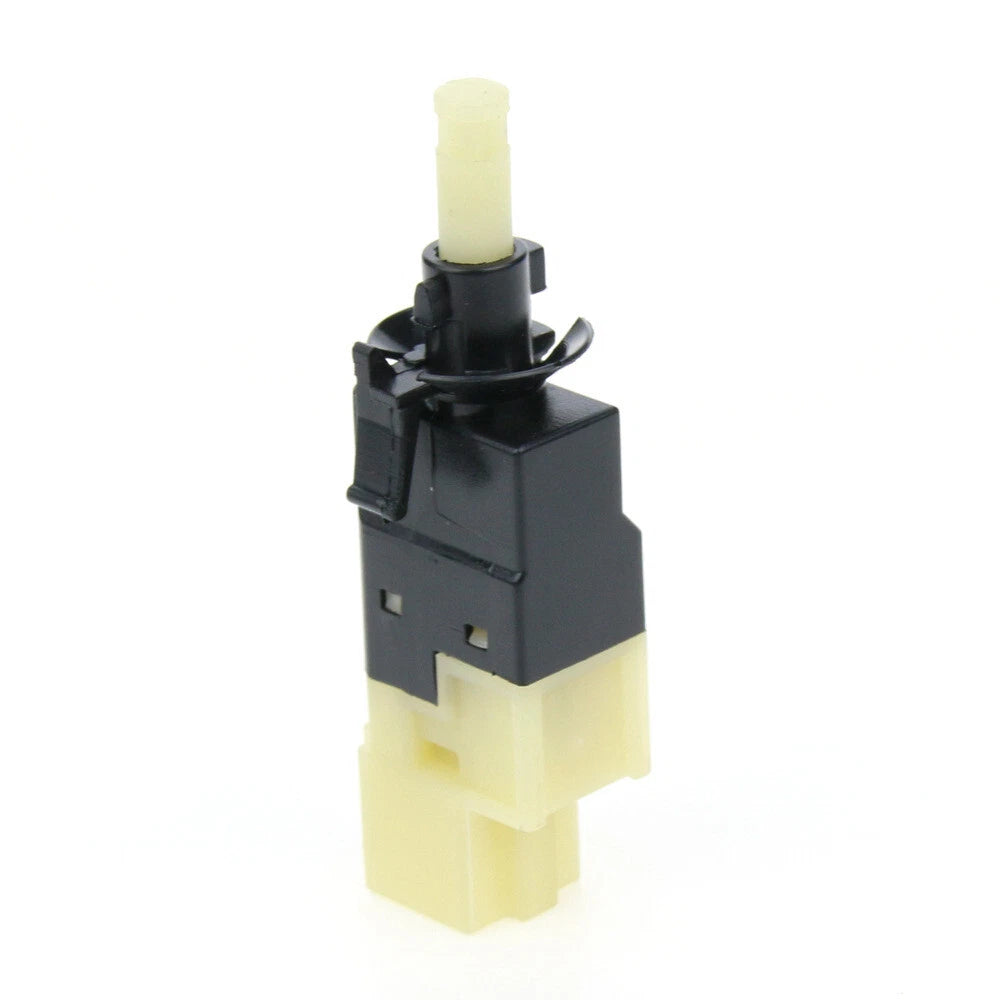 Brake Light Switch For Mercedes A B CLS E-Class Viano Vito Sprinter 0015456709