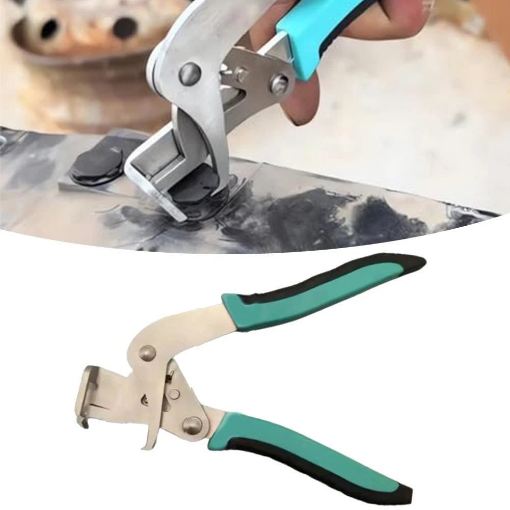 Ergonomic Auto Clip Pliers for Car Panel Disassembly and Fastener Removal