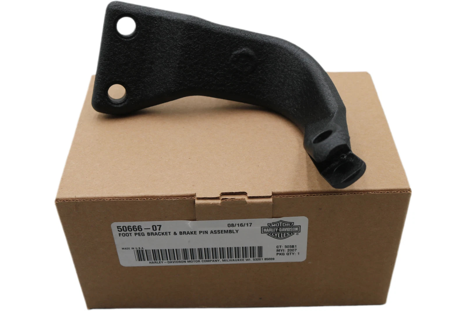 Right Footpeg Bracket for Harley-Davidson Dyna (1991–2017) 50666-07
