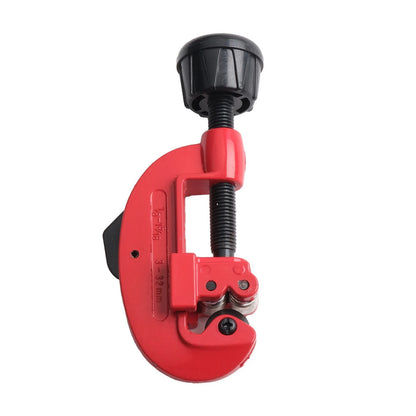 Compact Tube Cutter for Limited Spaces