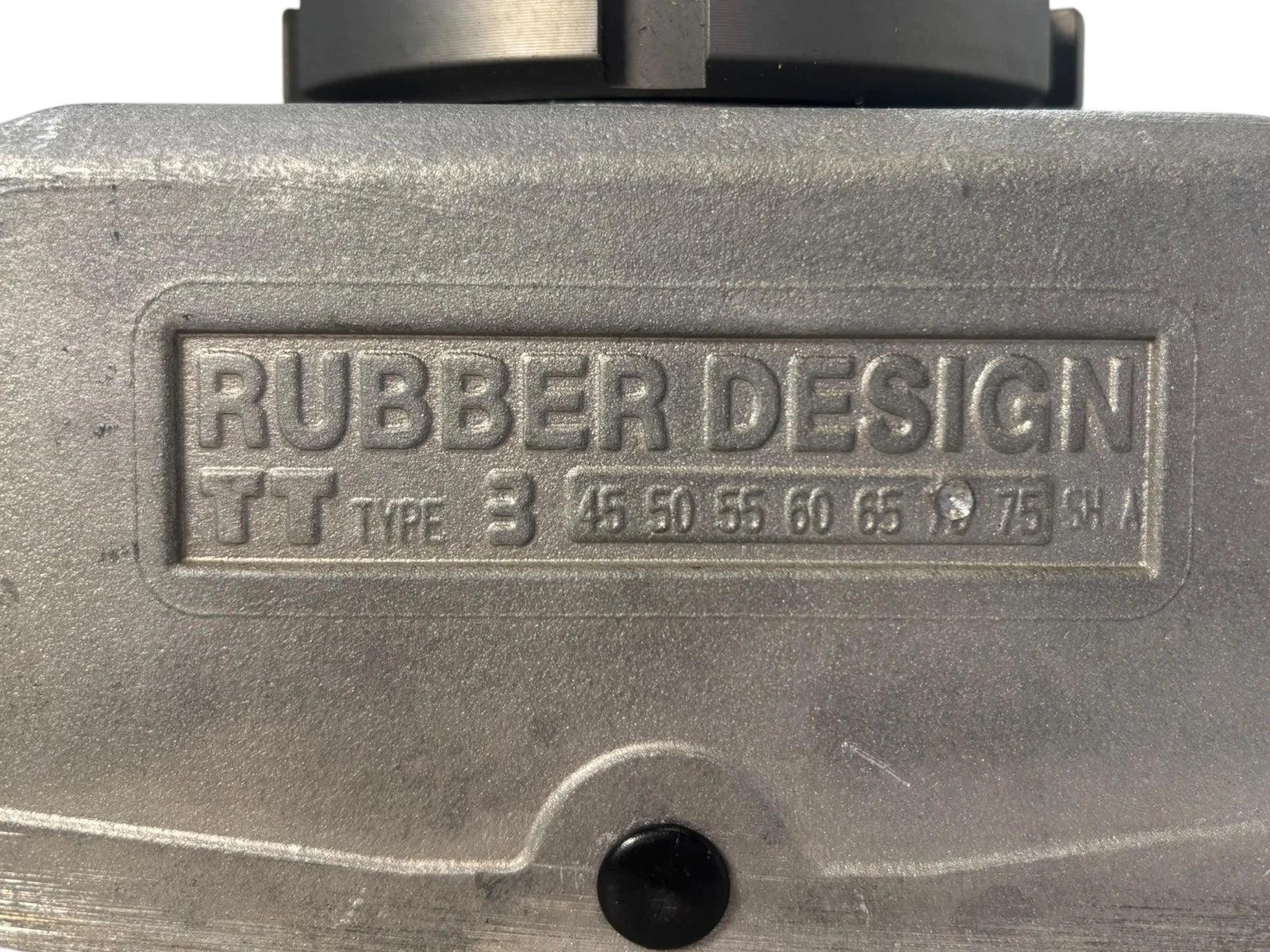 Rubber Design Heavy Duty TT3 Engine Isolator for