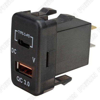 Type C USB Charger Adapter Socket Voltmeter for Toyota Hilux Hiace Prado (2000–2023)