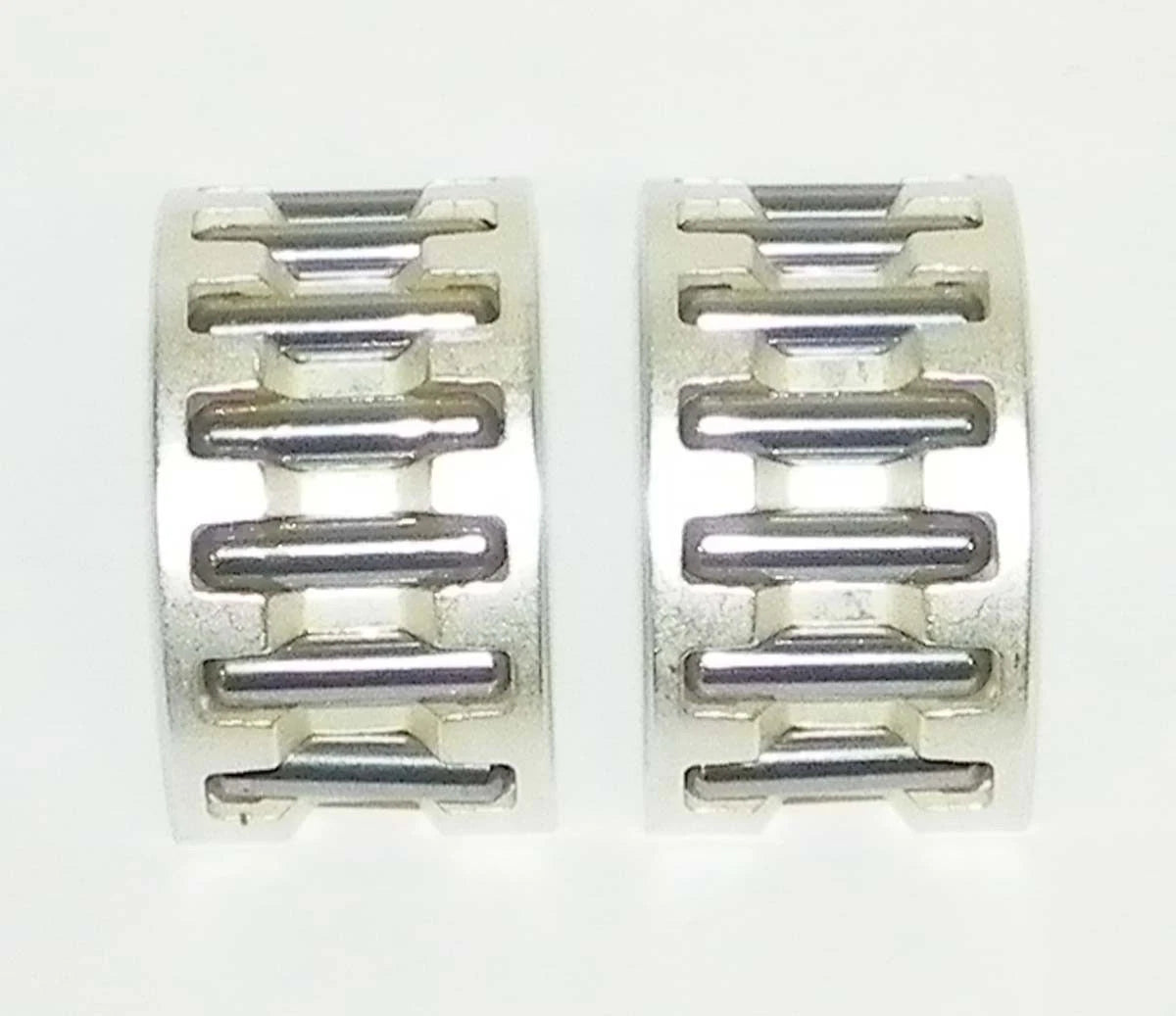 Lower Rod Bearings for Johnson/Evinrude 120-300 Hp Looper (010-157, 0396041)