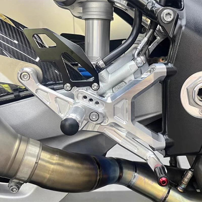 Adjustable Rearsets Foot Pegs for BMW S1000RR M1000RR (2019–2024) A9
