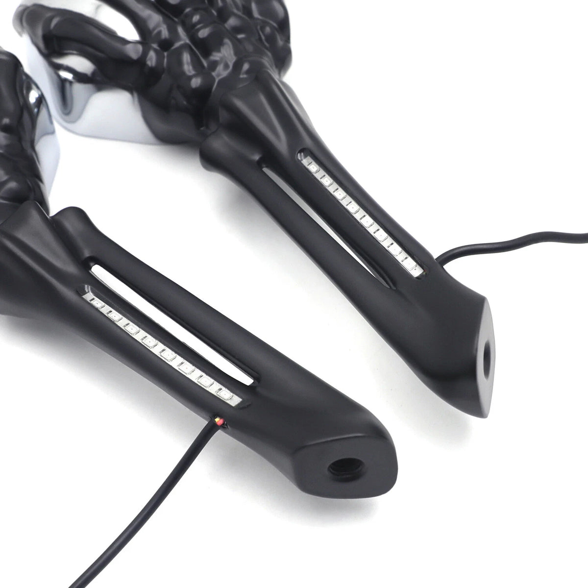 LED Black Skull Rearview Mirrors for Harley Dyna (2006–2023)
