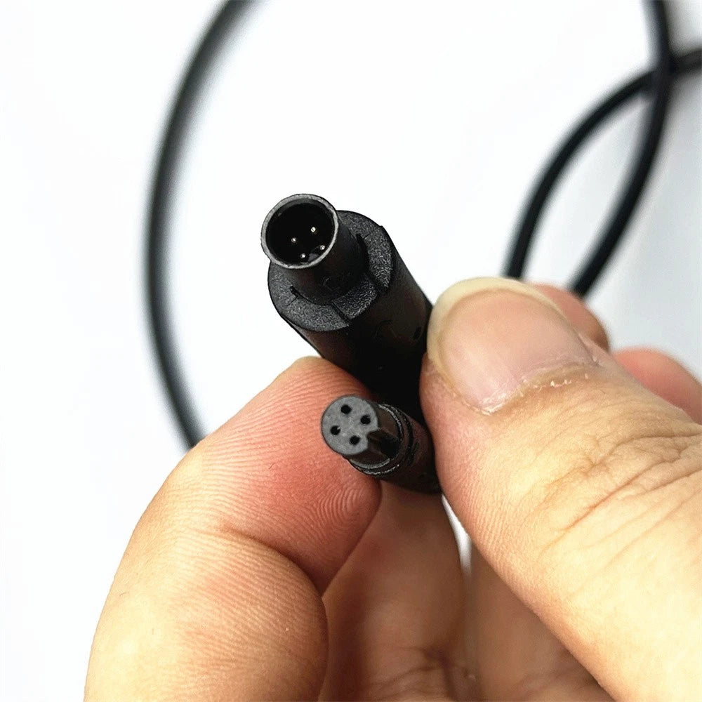 4-Pin Male to Female Connector Cable for Car Camera (Universal)