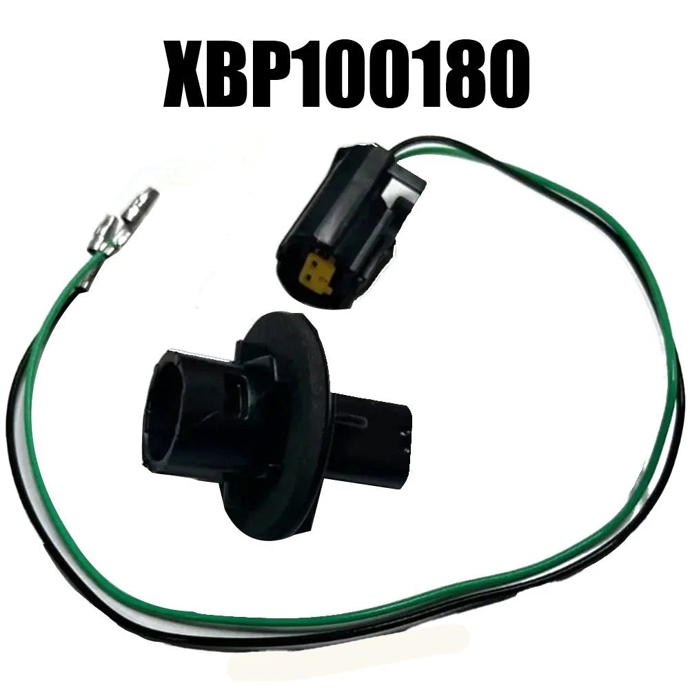 OEM Rear Indicator Connector for Land Rover Defender (1990–2016)