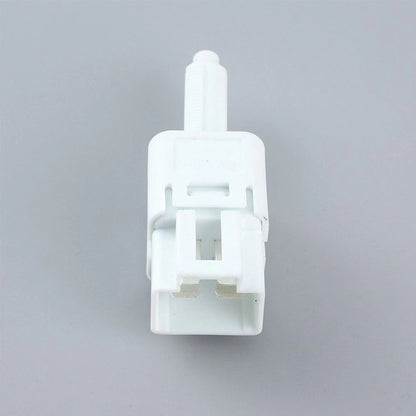 Brake Light Switch 25320-3JA0A for Nissan (2013–2019)