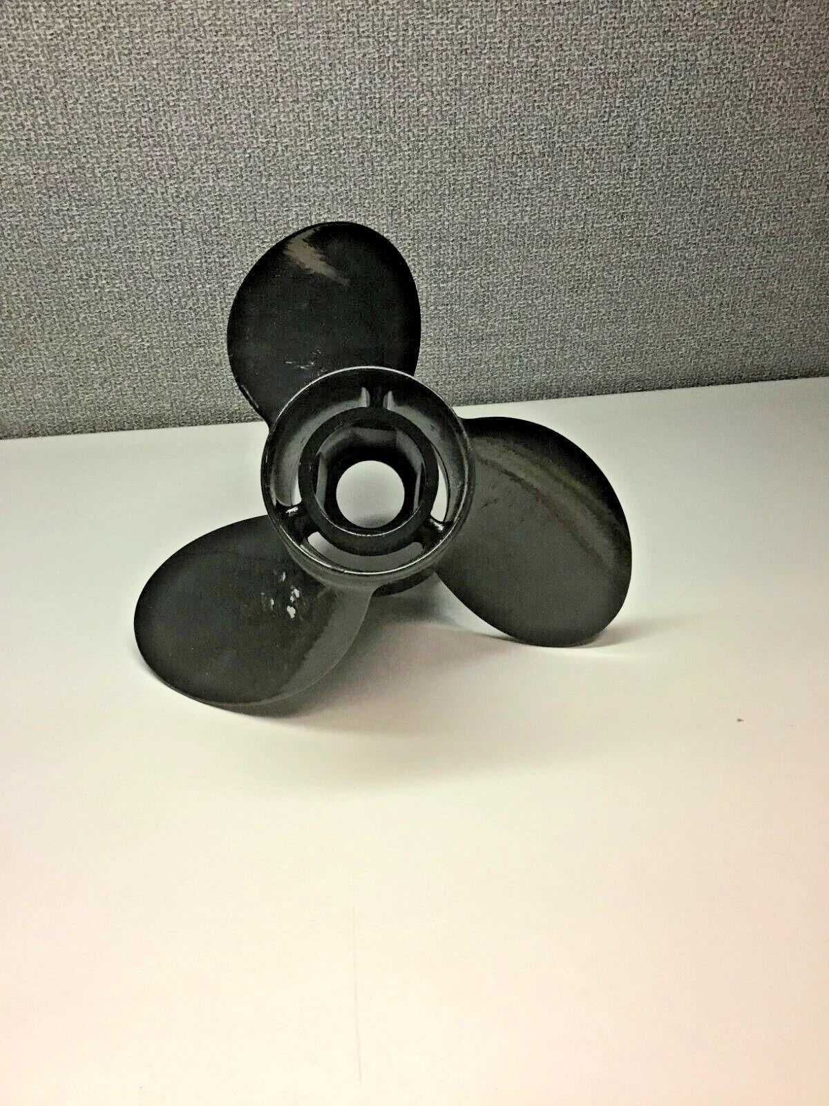 Turning Point Hustler 3 Blade Propeller 9x9P for (2110-0910)