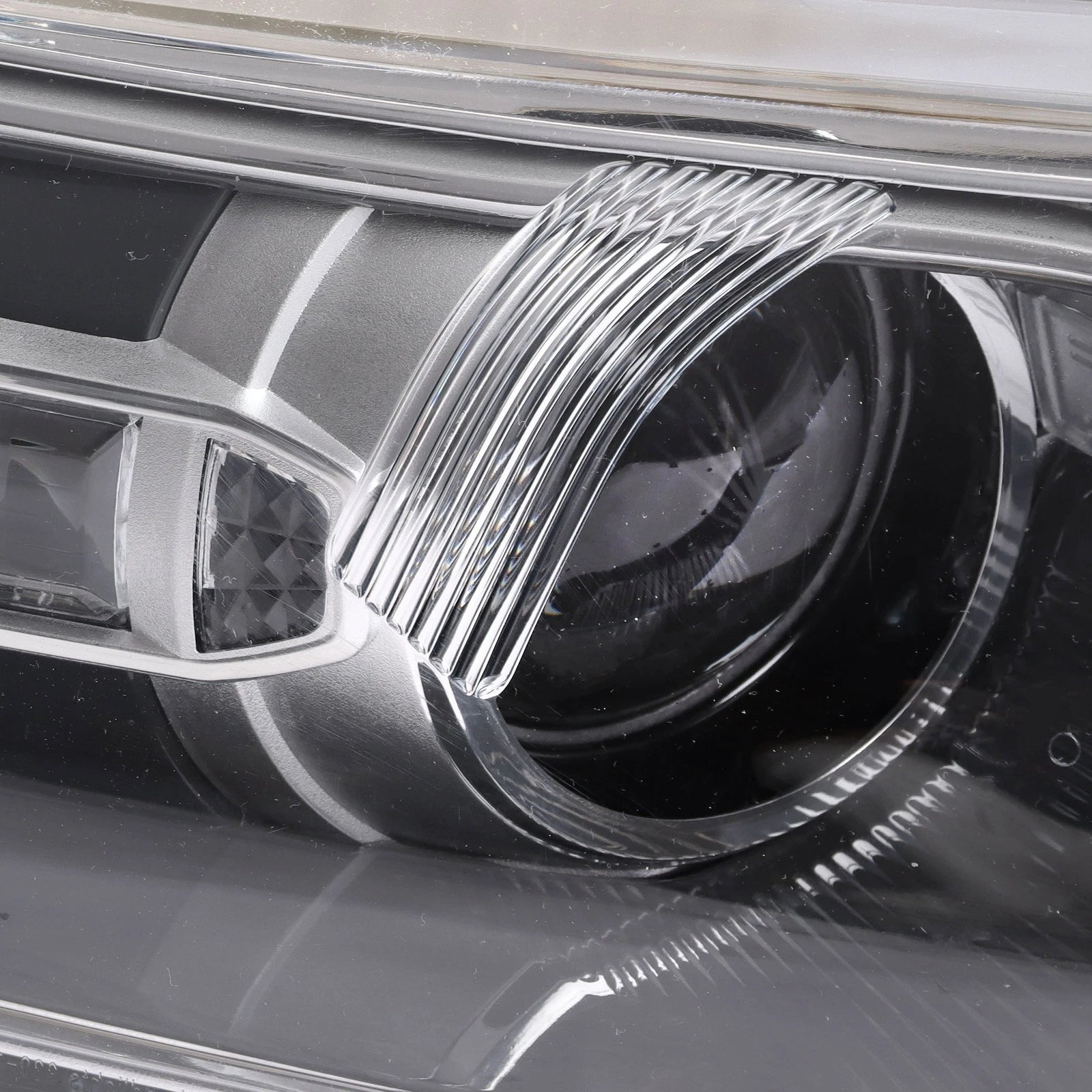 Front Headlight Headlamp for Ford Taurus (2014–2016) Right Side Halogen