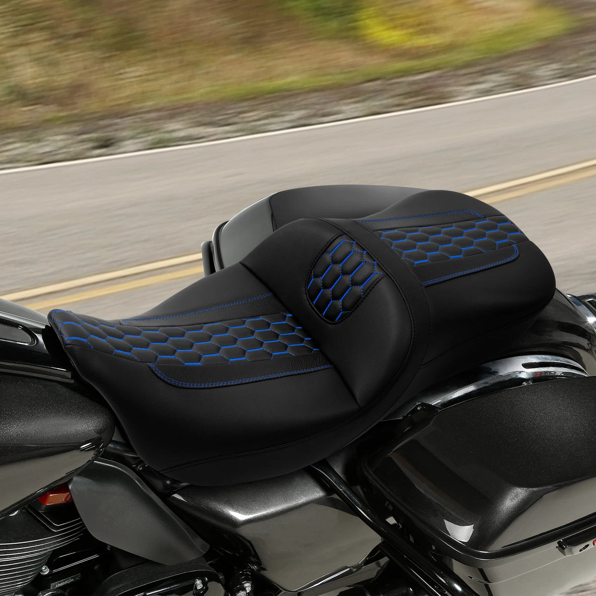 Driver & Passenger Seat for Harley Road King, Street, Electra Glide (2009–2023)