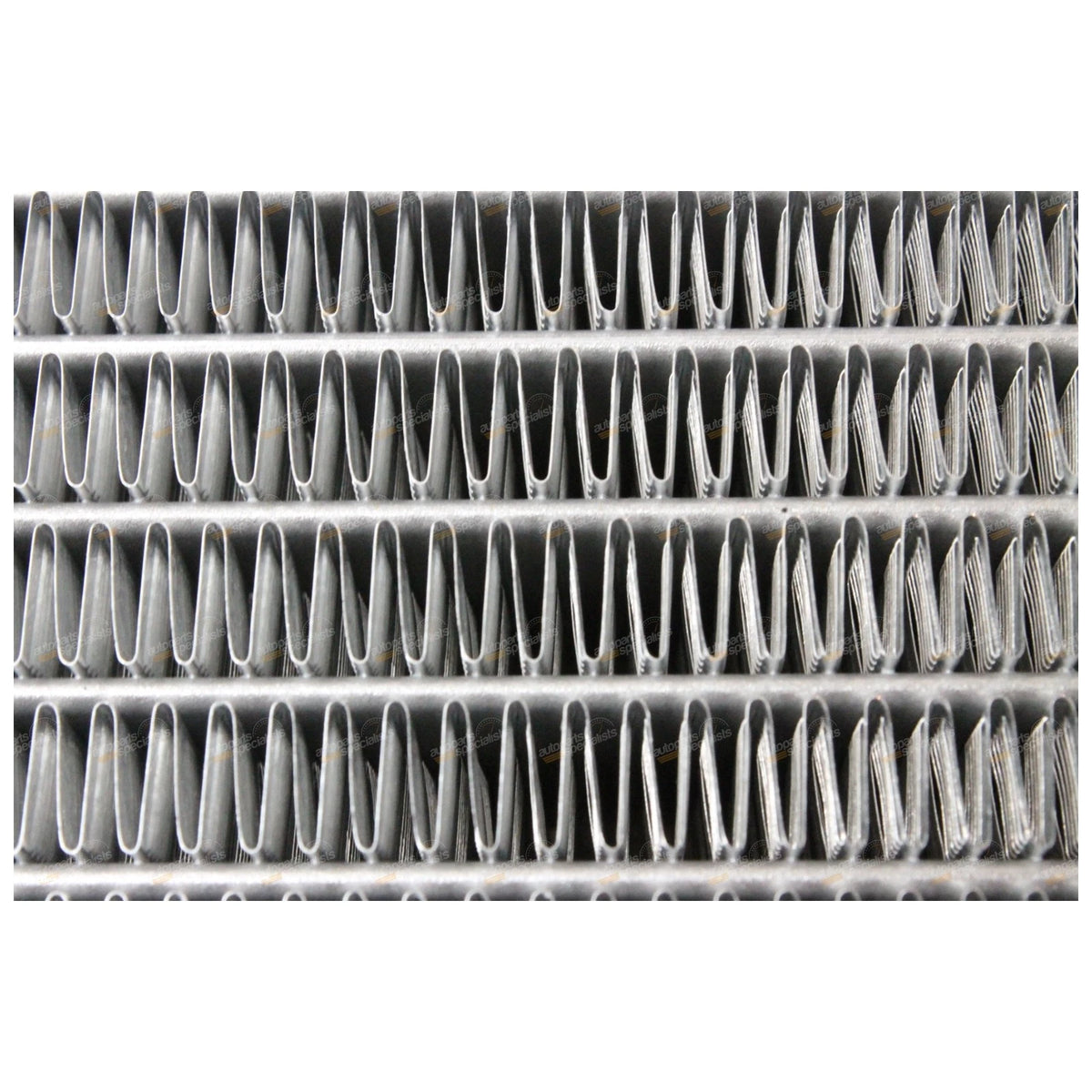 Alloy Radiator for Holden VY Commodore WK Statesman 5.7L V8 (2002–2006)