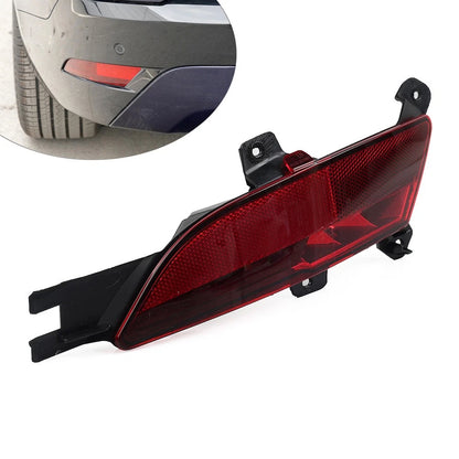 Rear Bumper Reflector Tail Brake Light for Land Rover Discovery 5 (2017–2023)