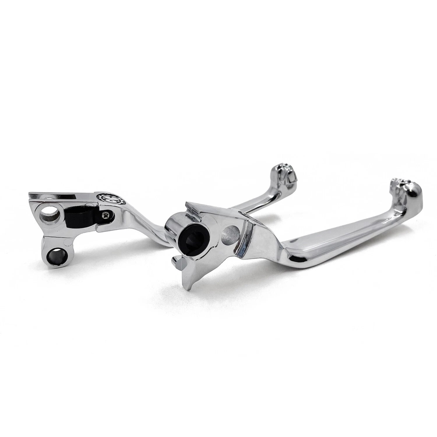 Chrome Smooth Skull Wide Blade Levers for Harley XL/Dyna/Softail (1996–2014)