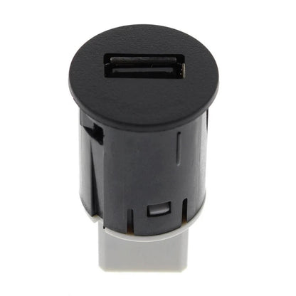 USB Port Socket for Chevrolet Silverado 1500/2500/3500 HD (2014–2023)
