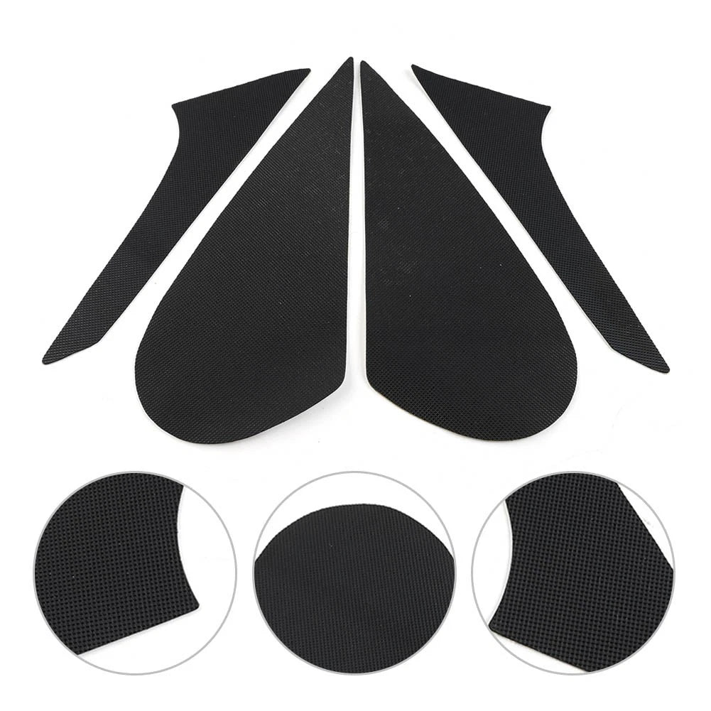 Tank Traction Side Pad for Kawasaki Z800 (2013–2015)