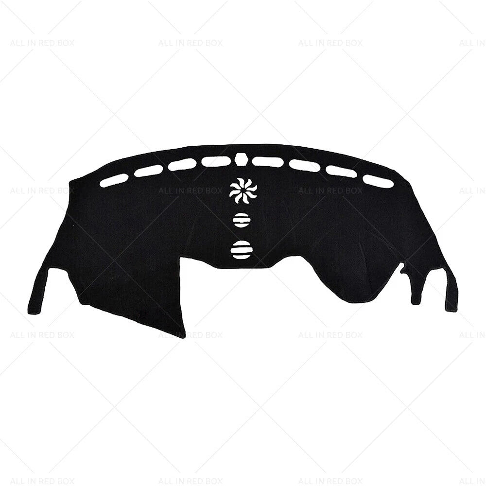 Non-Slip Dash Mat for Ford Escape ZG (2016–2019) Dashboard Cover