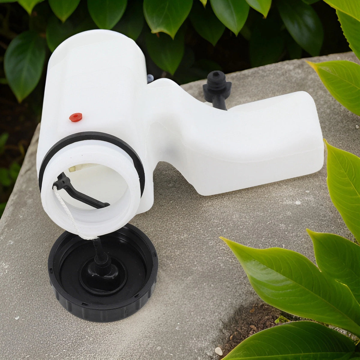 Oil Bottle Tank with Cover for MS170 MS180 (017 018)