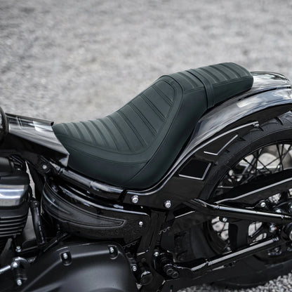 Driver & Passenger Seat for Harley Street Bob FLHCS Heritage Classic (2018–2025)