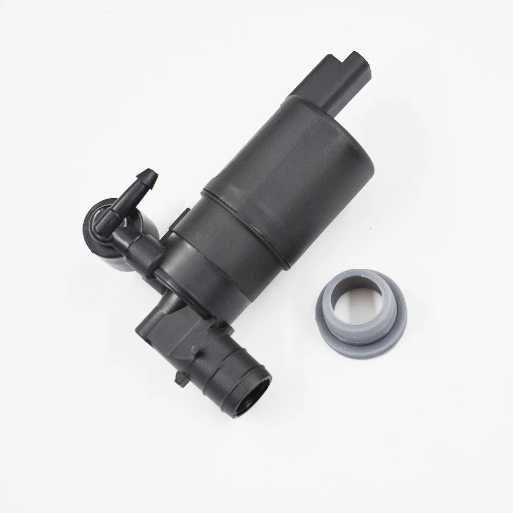 Windshield Washer Pump for Nissan Armada Infiniti QX56 Pathfinder (2004–2015)